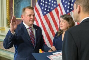 Matt Anderson Officially Sworn in as NASA's 16th Deputy Administrator