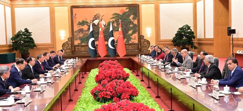 Pakistan-China Vow Rapid Implementation of CPEC Projects