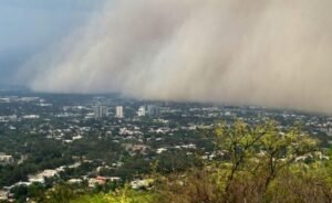 Pakistan Braces for Week-Long Dust Storms and Rain