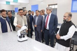 federal-secretary-inspect-science-labs-at-imc