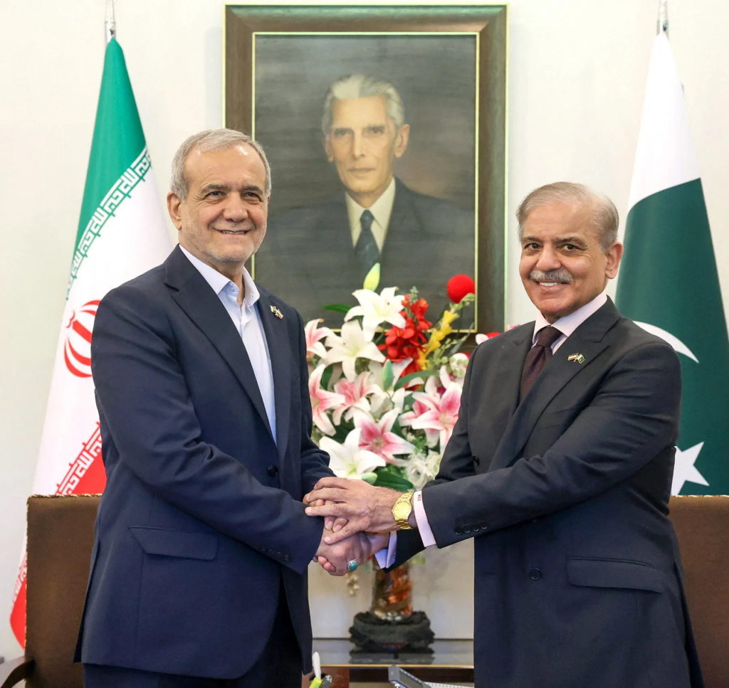 Iranian President Pezeshkian Arrives in Islamabad on State Visit