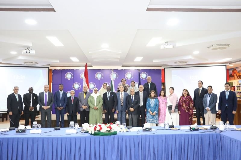 Pak-Egypt reaffirmed shared commitment to dialogue and closer ties