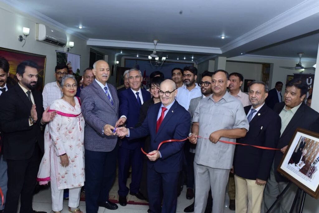 Pakistan-Cuba Forum Inaugurates "Fidel Por Siempre" Exhibition