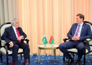 Pak-Belarus Review Bilateral Relations at SCO Meeting