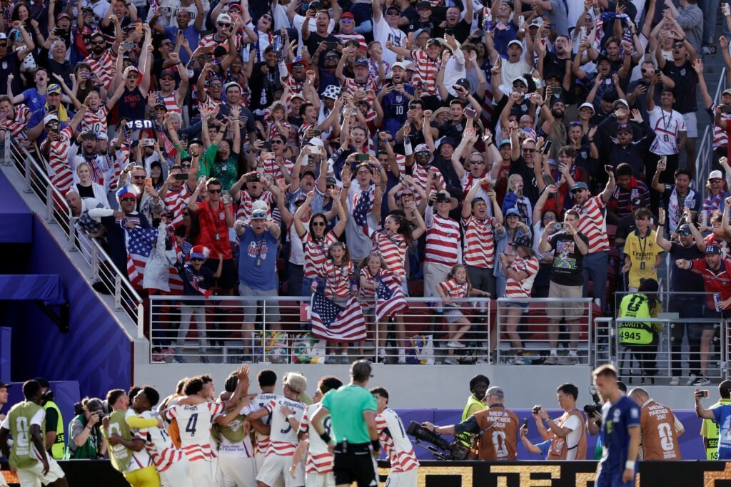 USA Reaches FIFA World Cup Round Sixteen