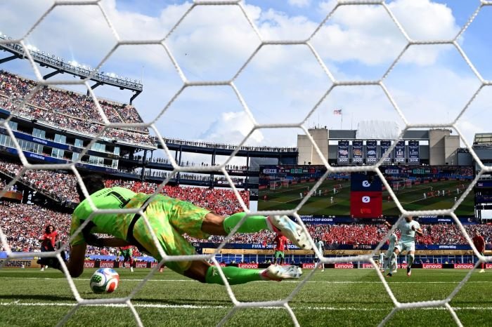 France Storm into Semi-Finals 2-0 Win Over Morocco