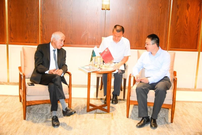 Qaiser Sheikh Meets Shandong Group in Pakistan–China B2B Conference