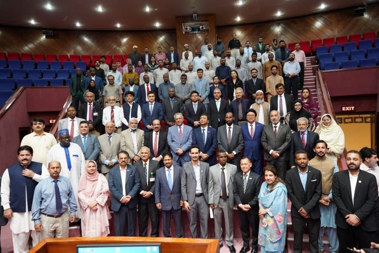 Tarar calls for strengthening scientific and education cooperation