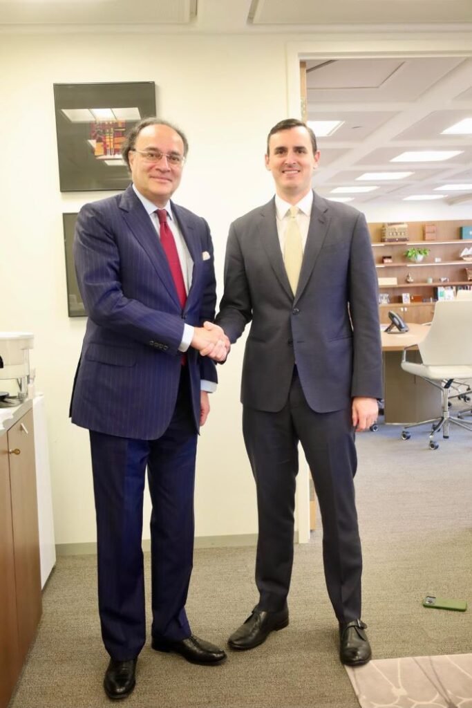 Pak-IMF Reviews Reform Progress and Macroeconomic Performance