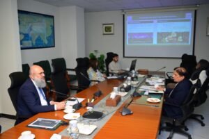 Kamal Directs Expansion of Fruit Bagging Initiative