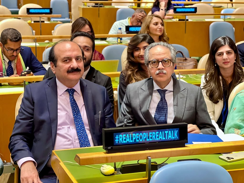 Pakistan Showcases FIFA World Cup Match Ball at UN Youth Event