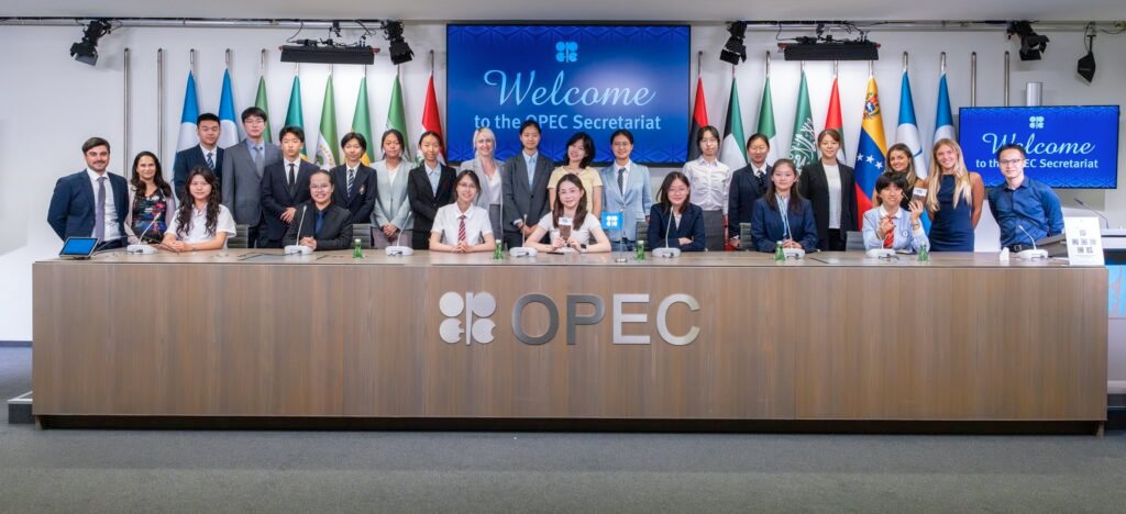 OPEC Welcomes WFUNA Student Delegation For Energy Cooperation