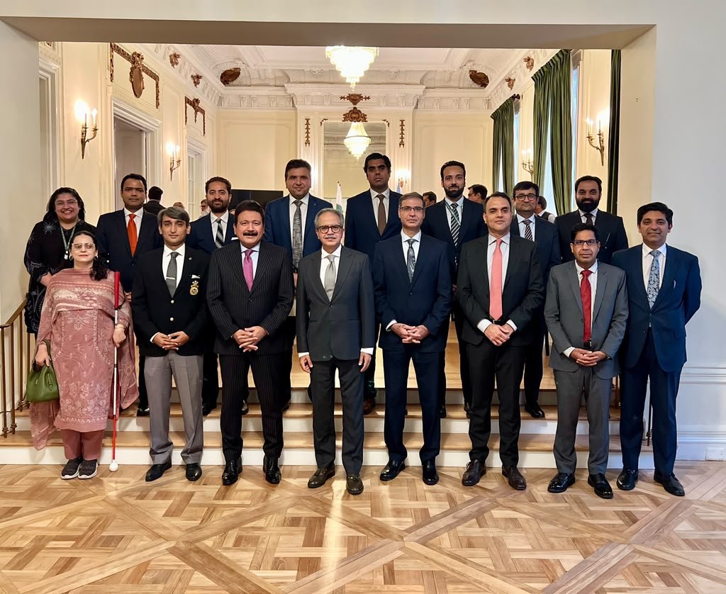 Pakistan Mission in New York Bids Farewell to Minister Asif Khan