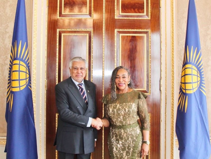 Dar Reaffirms Pakistan's Commitment to the Commonwealth