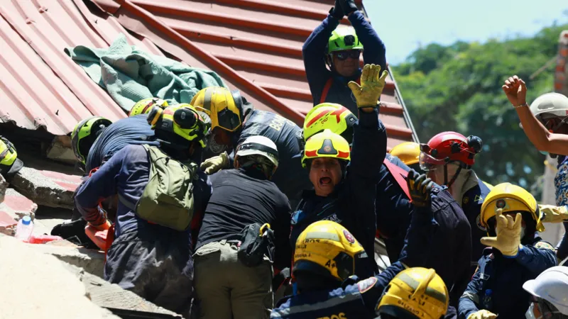 Colombia Earthquake Death Toll Passes 180 as Rescue Effort Continues