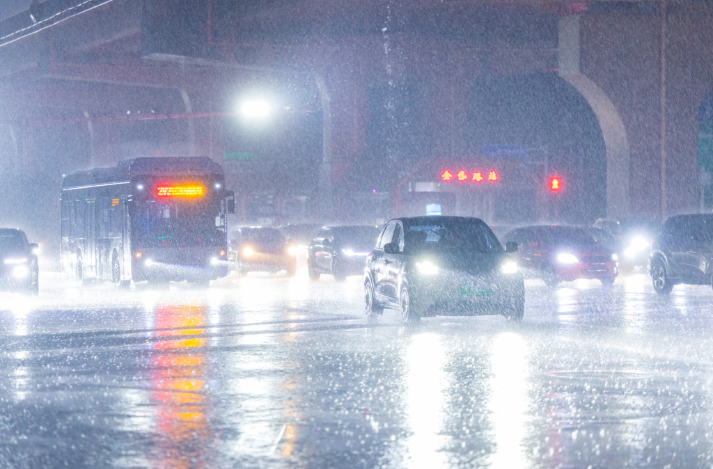 Mass Evacuations in Beijing as Typhoon Dolphin Triggers Heavy Flooding