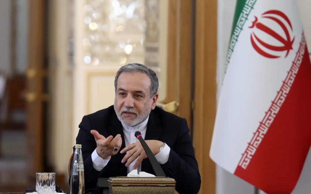 Iranian FM Araghchi Warns US of 'Miscalculation' Over Strait of Hormuz