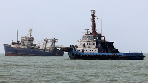 Escalating US-Iran Economic Standoff Threatens Global Oil Supply and Regional Stability