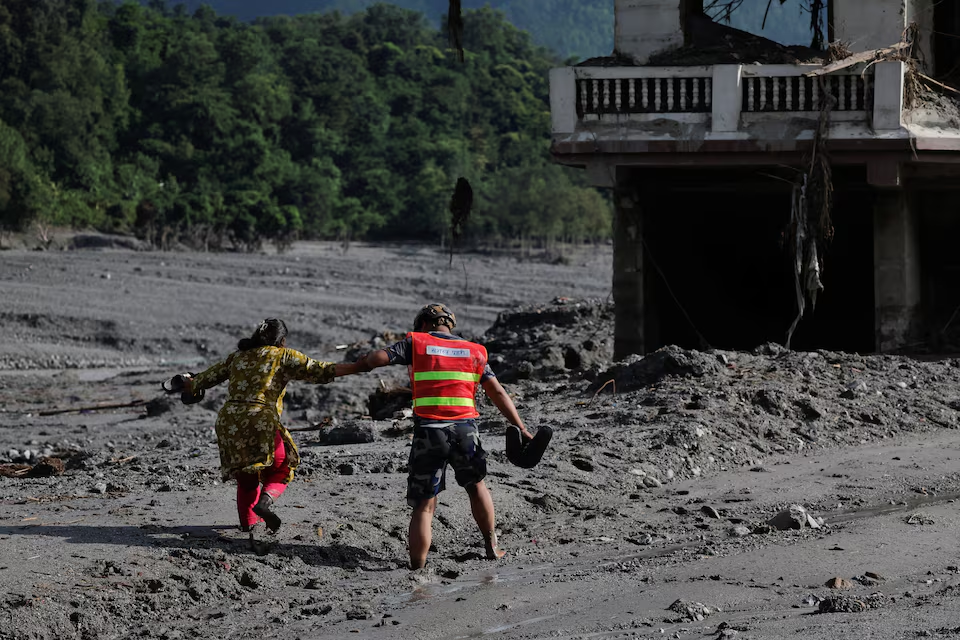 Nepal Flood Death Toll Rises to 475 as Second Flood Risk Grows