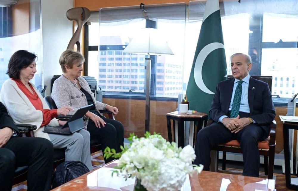PM praises IMF’s continued support for Pakistan's economy