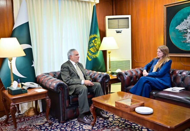 Pakistan, UK to Strengthen Bilateral Cooperation