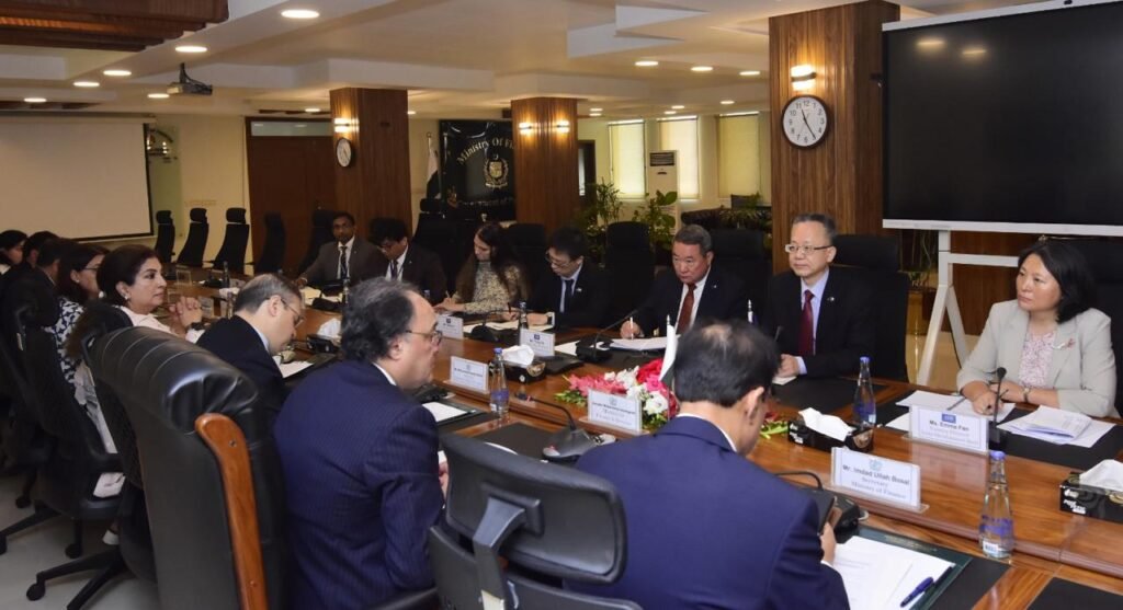 ADB Commends Pakistan’s Macroeconomic Progress and Reform