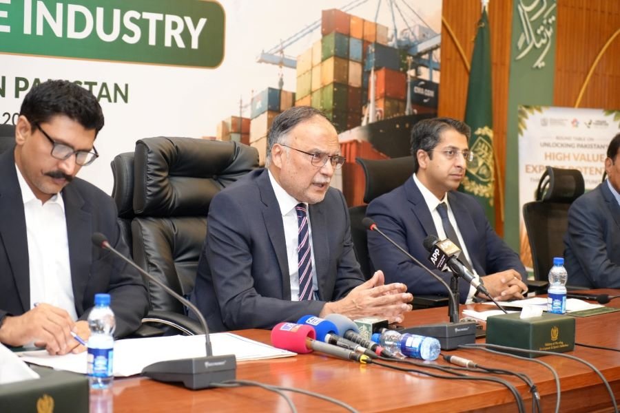 Ahsan Iqbal Urges Shift Toward High-Value Agricultural Exports