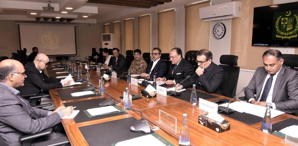 Aurangzeb Calls for Time-Bound Reform Process in Power Sector