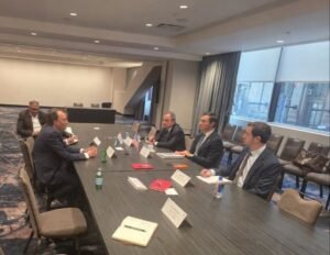 Finance Minister discusses Reko Diq, aviation, upgrades with US EXIM Bank
