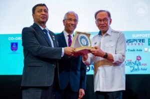 Malaysian PM Backs COMSTECH Initiatives, Eyes Science Summit