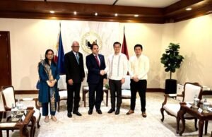 Pakistani Parliamentary Delegation Arrives in Manila