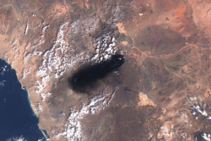Saudi Arabia Shuts Key Oil Pipeline After Drone Attack Launched From Iraq