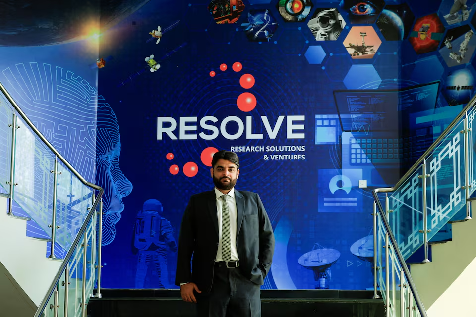 Two Pakistani Pilots Race for First Seat on China's Tiangong