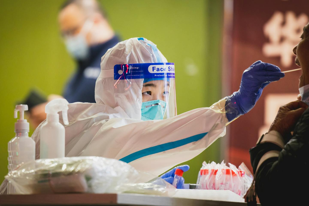 Researchers Say China-US Stability Can Safeguard Global Health
