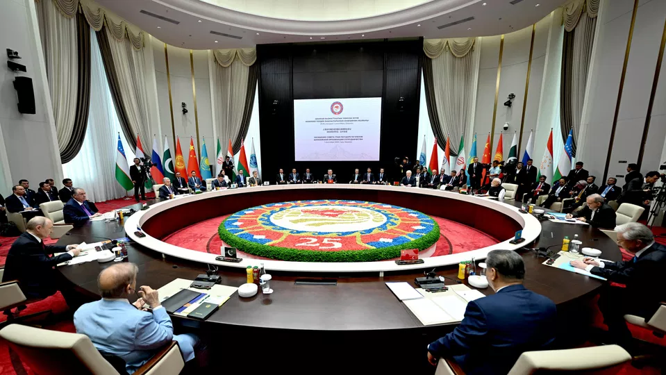 SCO Summit Concludes in Bishkek, Hands Chairmanship to Pakistan
