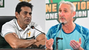Gillespie Tells Aaqib Javed to 'Look in the Mirror' Over Pakistan Sackings