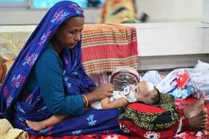 Bangladesh Measles Outbreak Nears 1,000 Child Deaths