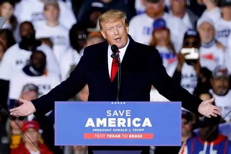 Trump Rally Pause Fuels Health Talk as White House Hits Back