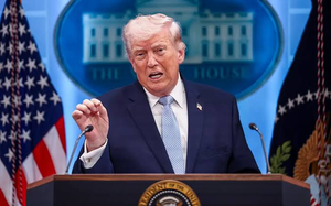 Trump Rules Out Attack on Iran Before US Midterms