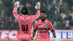 Shadab Khan's Dramatic DRS Turns Defeat Into Victory