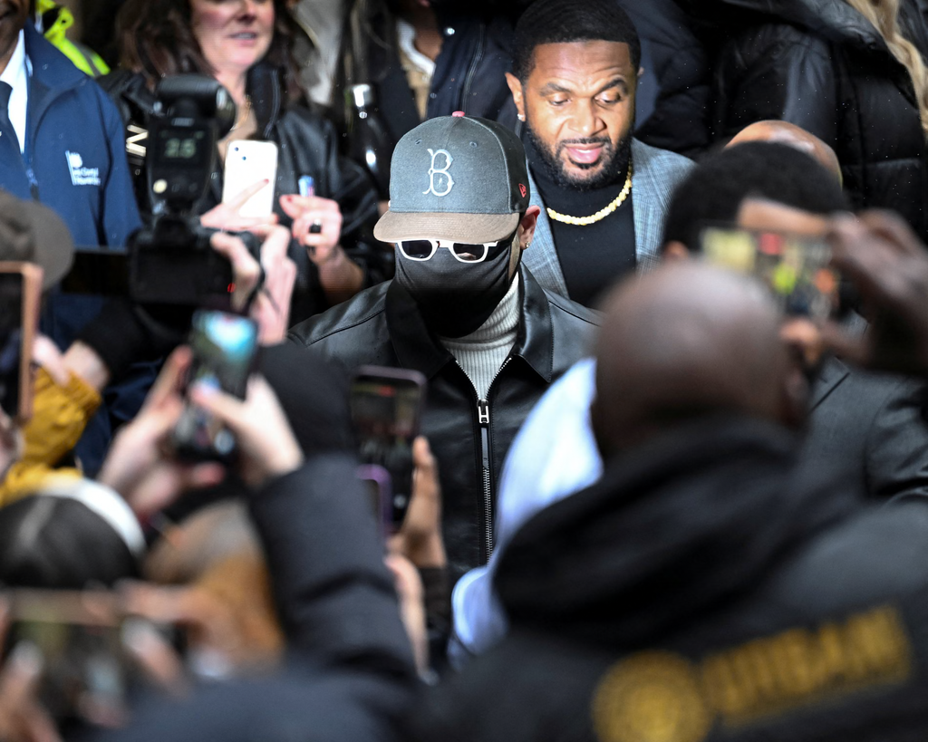 Chris Brown Gets Suspended Sentence for London Club Attack