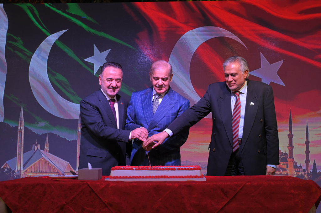Pakistan and Turkiye Pair Diplomacy With Stronger Defences