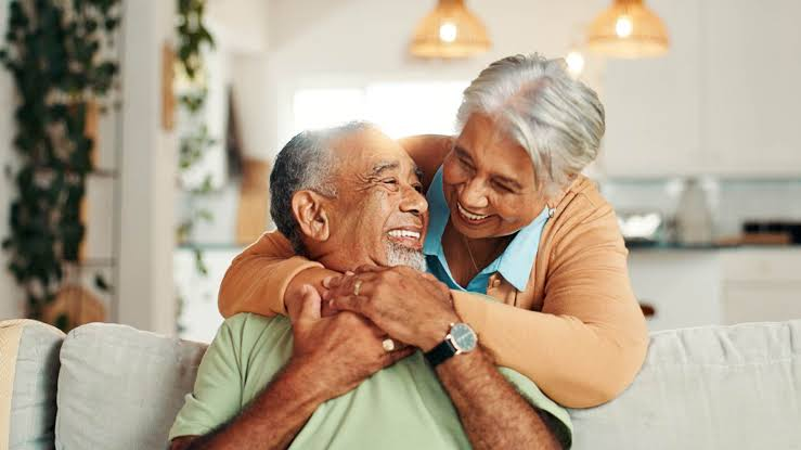 Rugao Residents Live to 100 on Simple Daily Habits